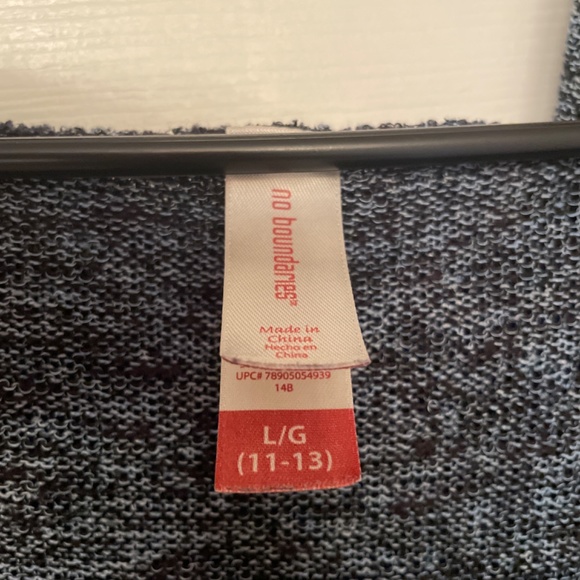 Cardigan - Picture 2 of 3